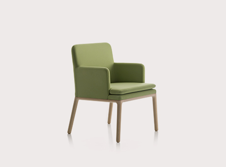 Allround Poltroncina Fornasarig comoda e minimalista